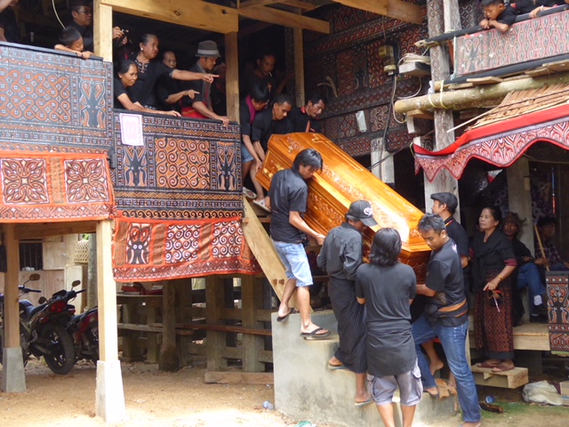 Toraja funeral