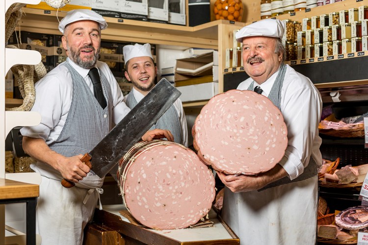 50154876-1FBF-423C-8D32-A9432643A95B